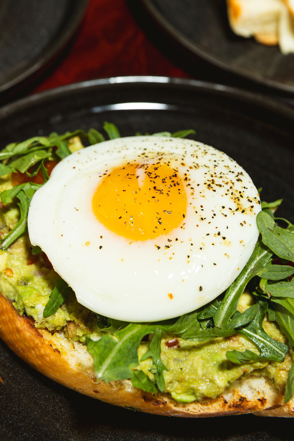 Avacado Toast w/ Poached Eggs